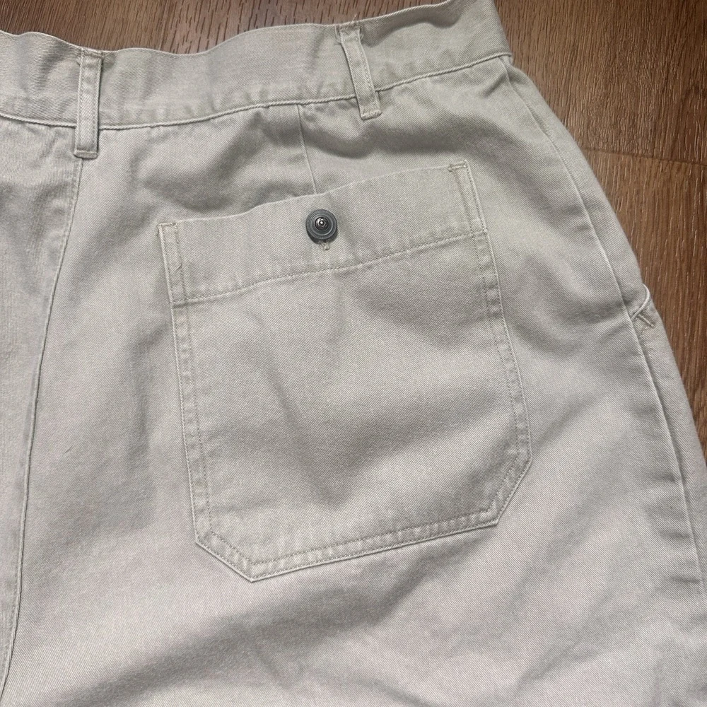 Vintage Women's The Territory Ahead Pleated Bermuda Shorts Size 14